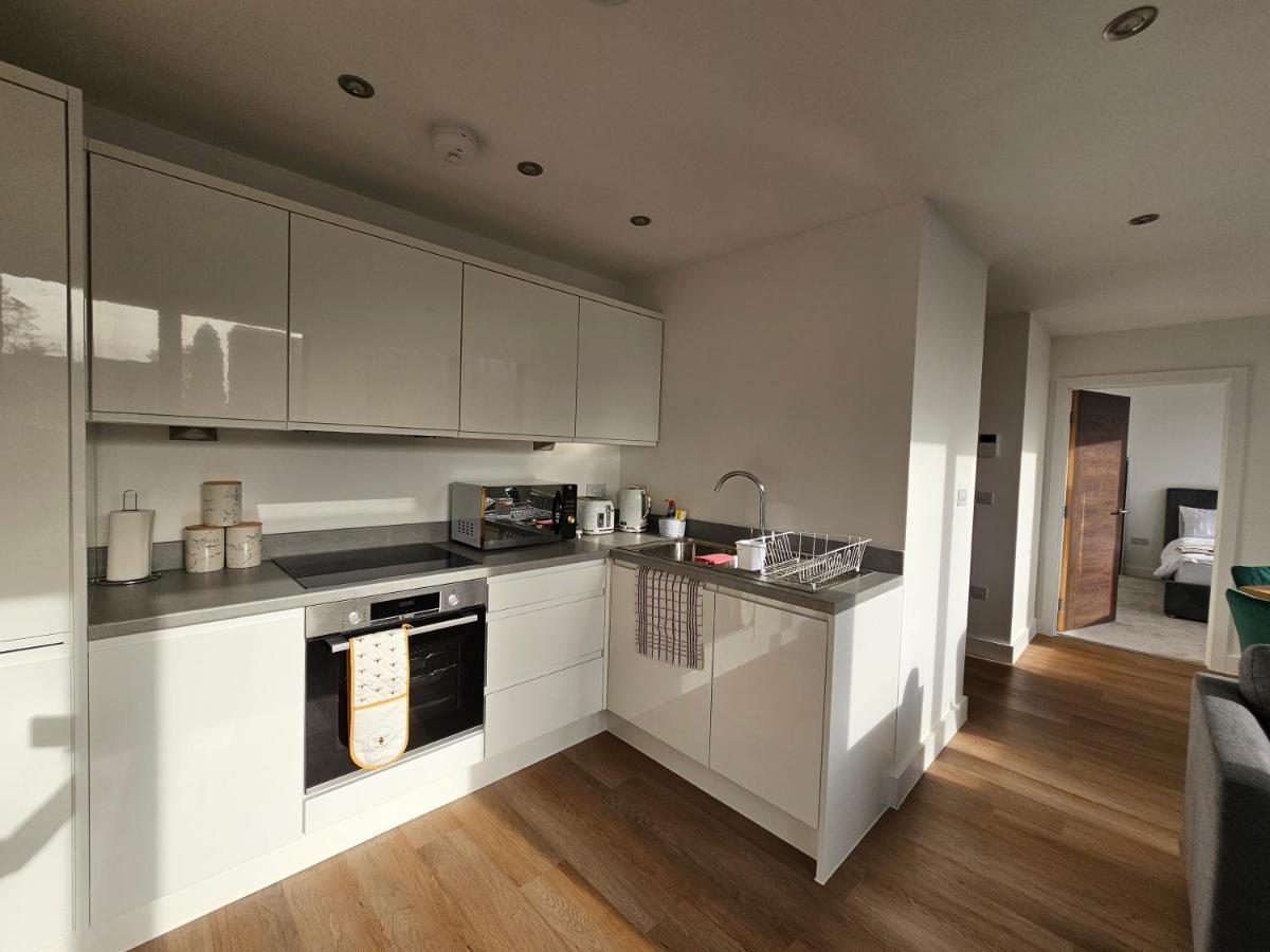 Brand New Trafford Apartment Manchester Buitenkant foto